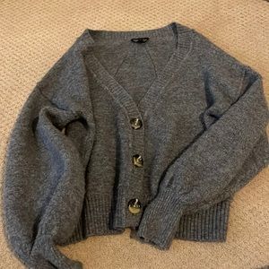 Gray cropped cardigan top shop